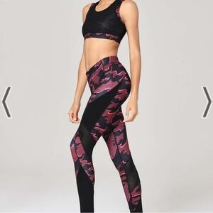 IVY PARK Black Pink Camo Mesh Layered Sports Bra Leggings Workout SET | Medium